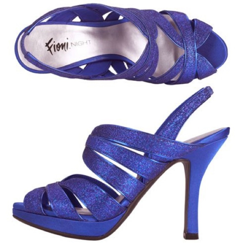 NWOT Cobalt Blue Heels!